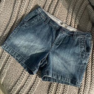 Natural Reflections Jean Short sz 8